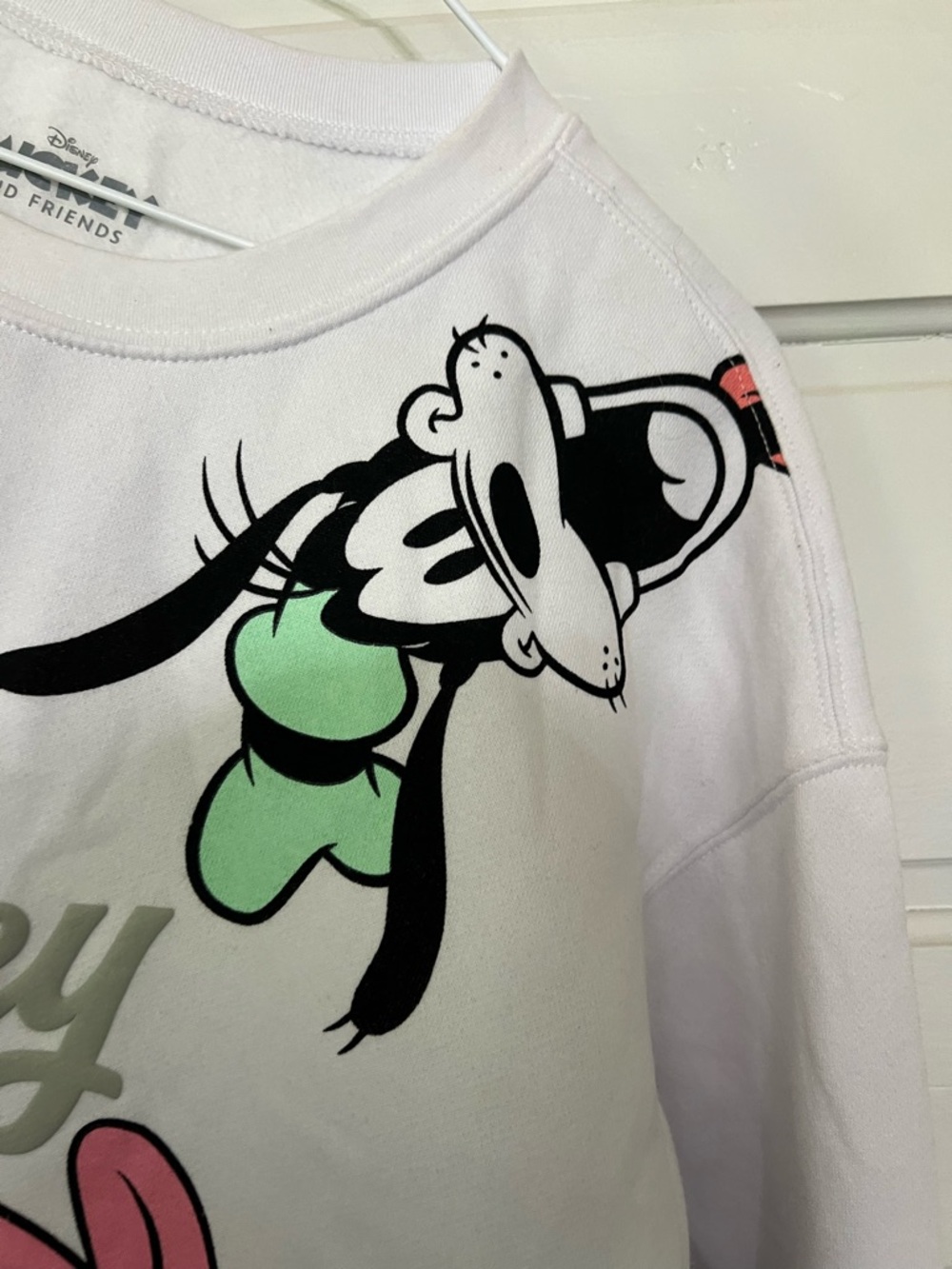 Disney Mickey and friends white sweatshirt with large character faces - Picture 6 of 8